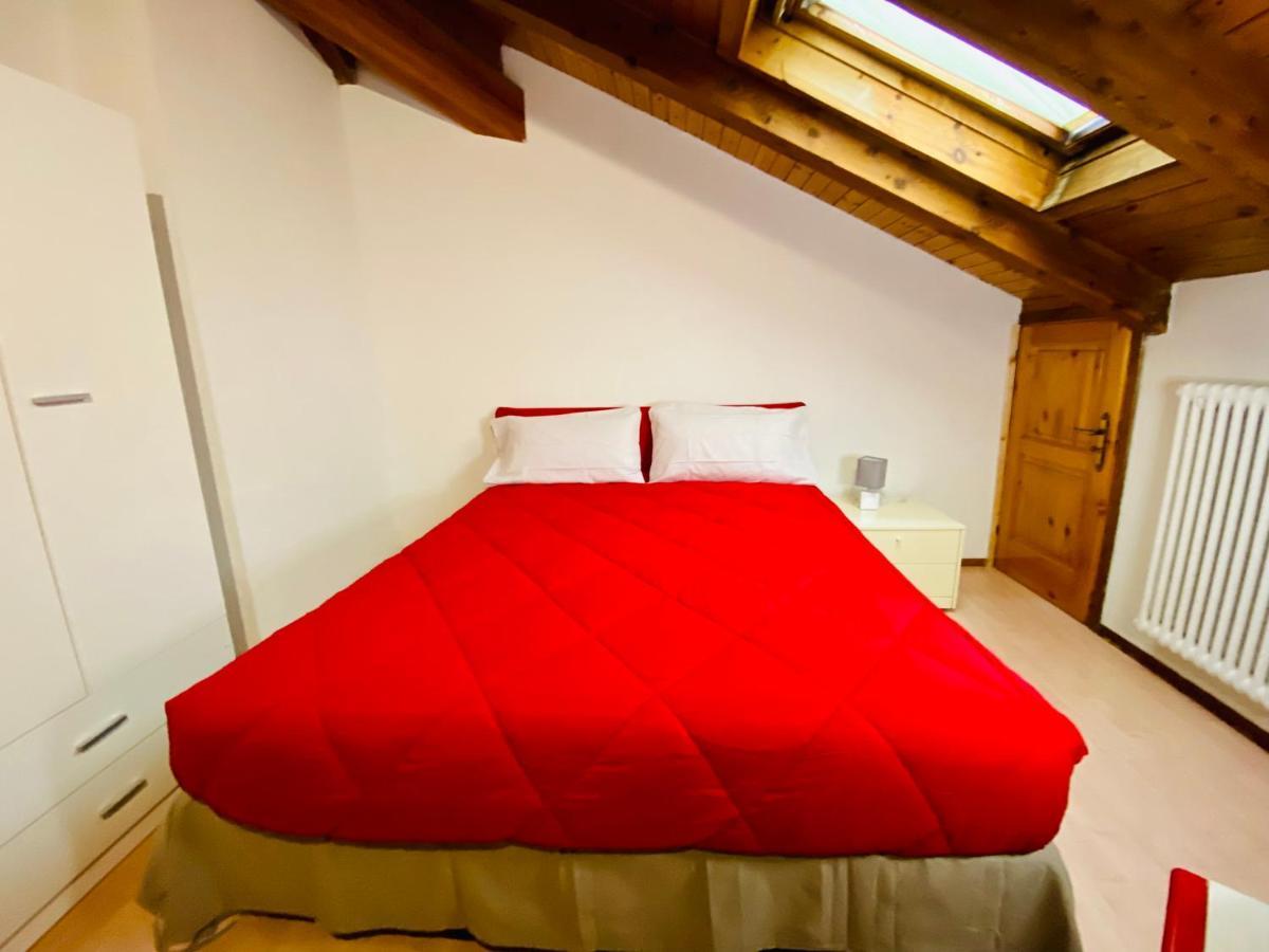 Casa Dei Leoni Leilighet Aosta Eksteriør bilde